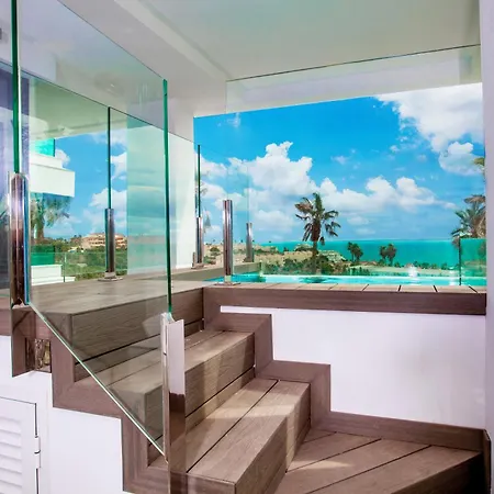 Aparthotel Seaview With Private Pool *