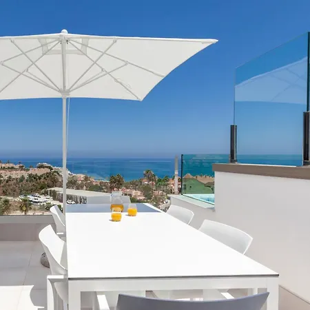 Aparthotel Seaview With Private Pool Fuengirola